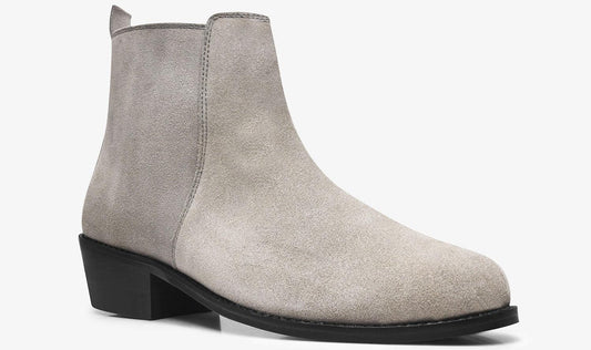 The Global Footprint of Indian Luxury: How RNK LUXE is Redefining Elegance Worldwide