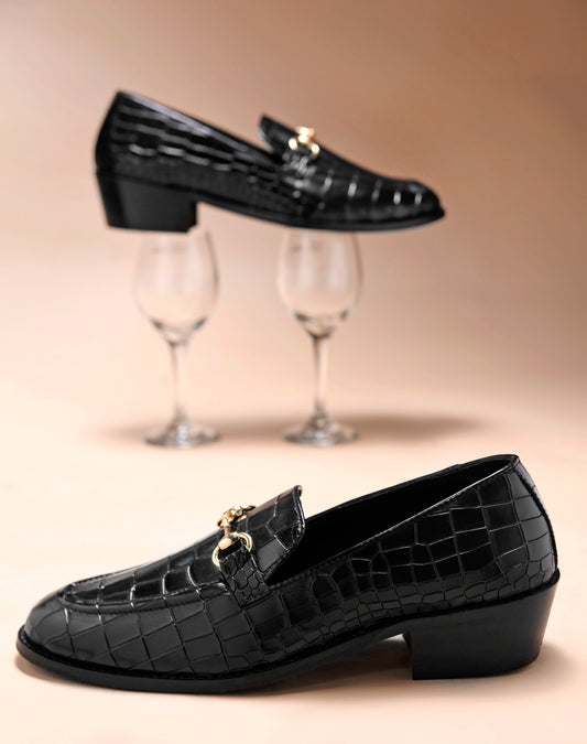 Crocodile textured leather loafers with horsebit buckle on Cuban heel