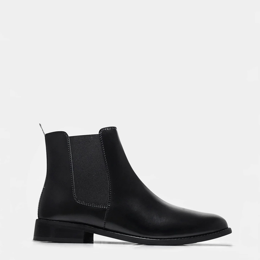 Black Maverick - Leather Chelsea Boots for Men (Black)