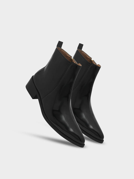 Loki – Pointed Toe Vegan Leather Boot with Side Zip in Jet Black