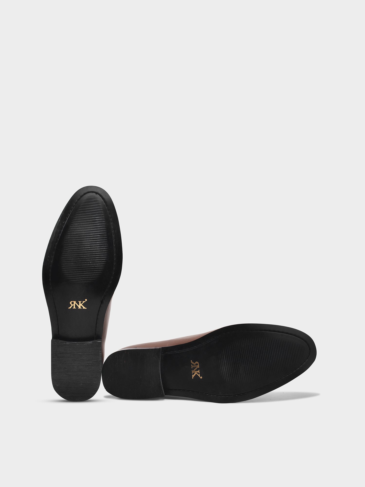 Shahi Zardozi Mojari | Handcrafted Heritage Embroidered Leather Traditional Slip-On for Men