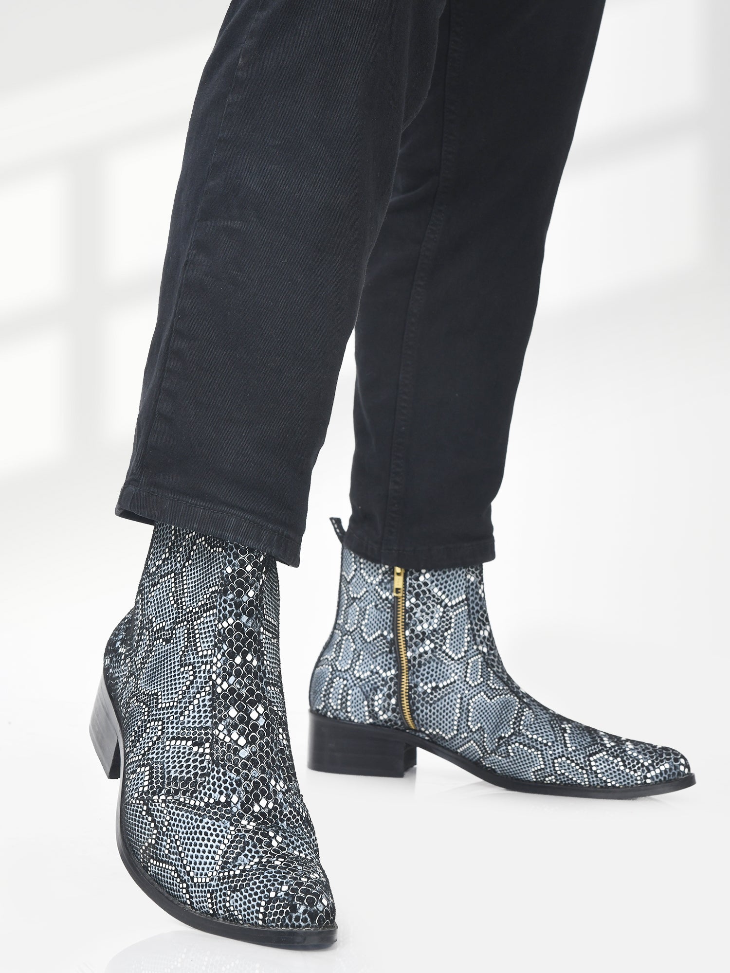 Men's Black and White Boots 