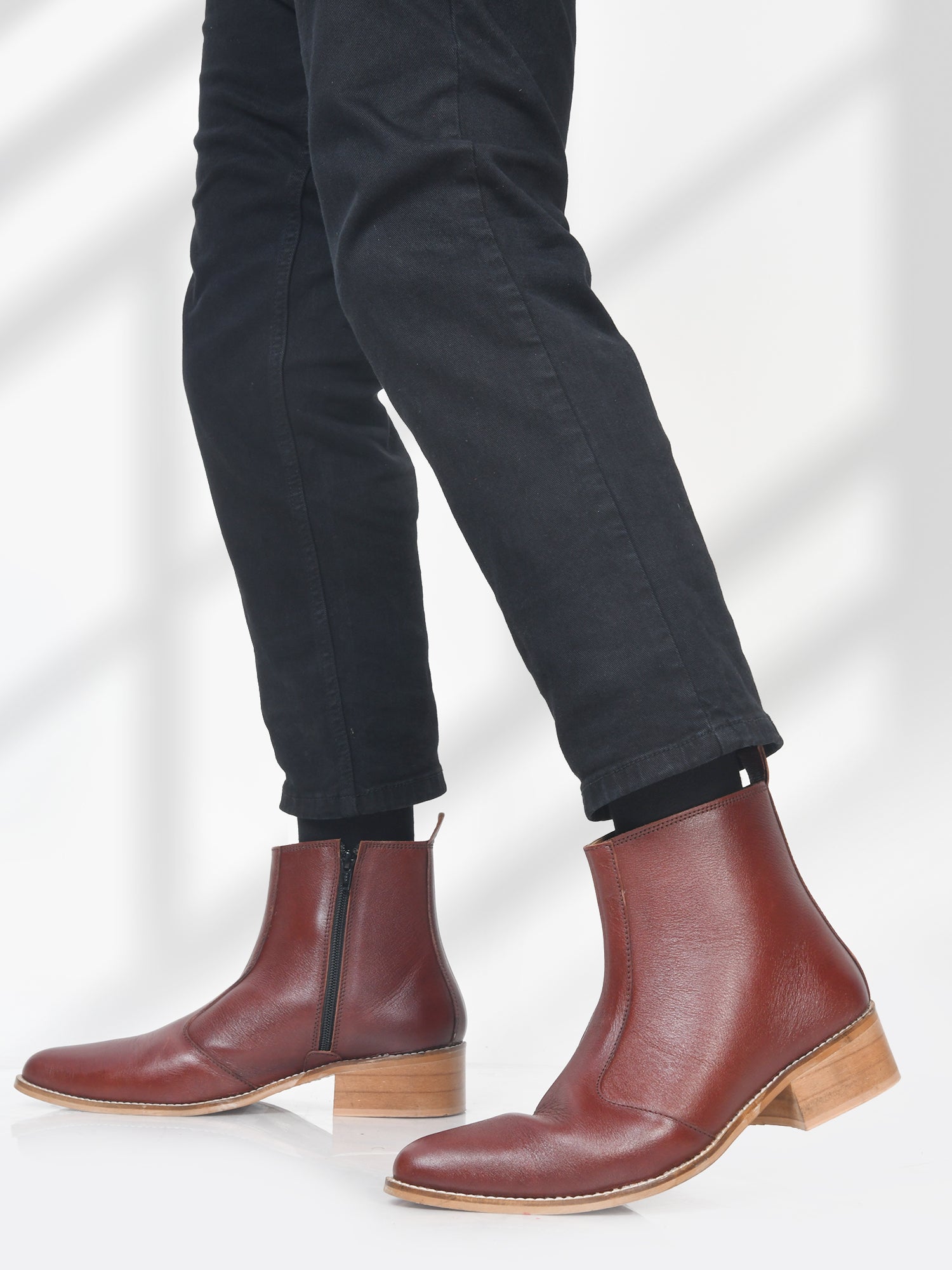 Men's Brown Pointed Leather Boots