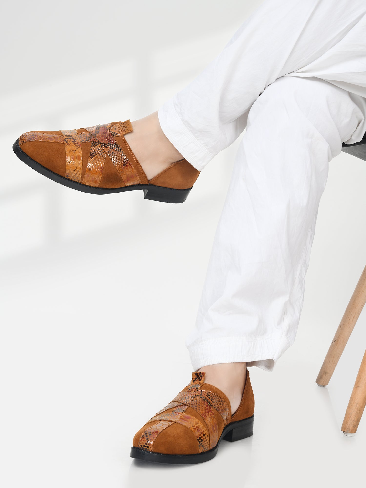 Tan Peshawari Sandals