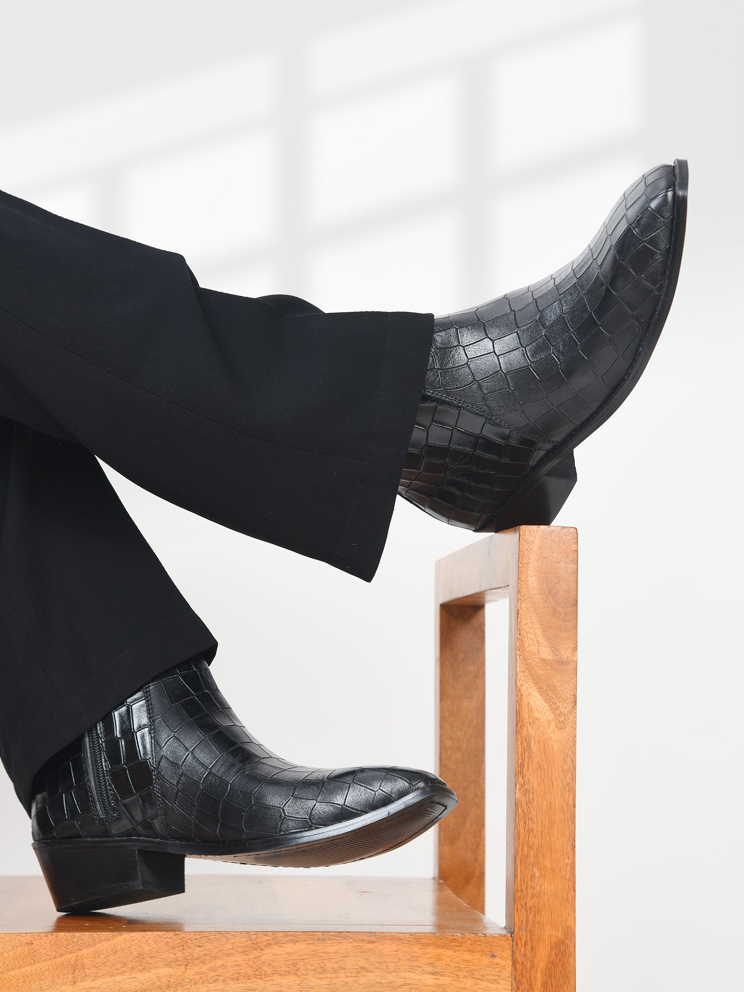 Leonardo Black - Men's Croco Textured Leather Side Zip Boots (Cuban Heel)