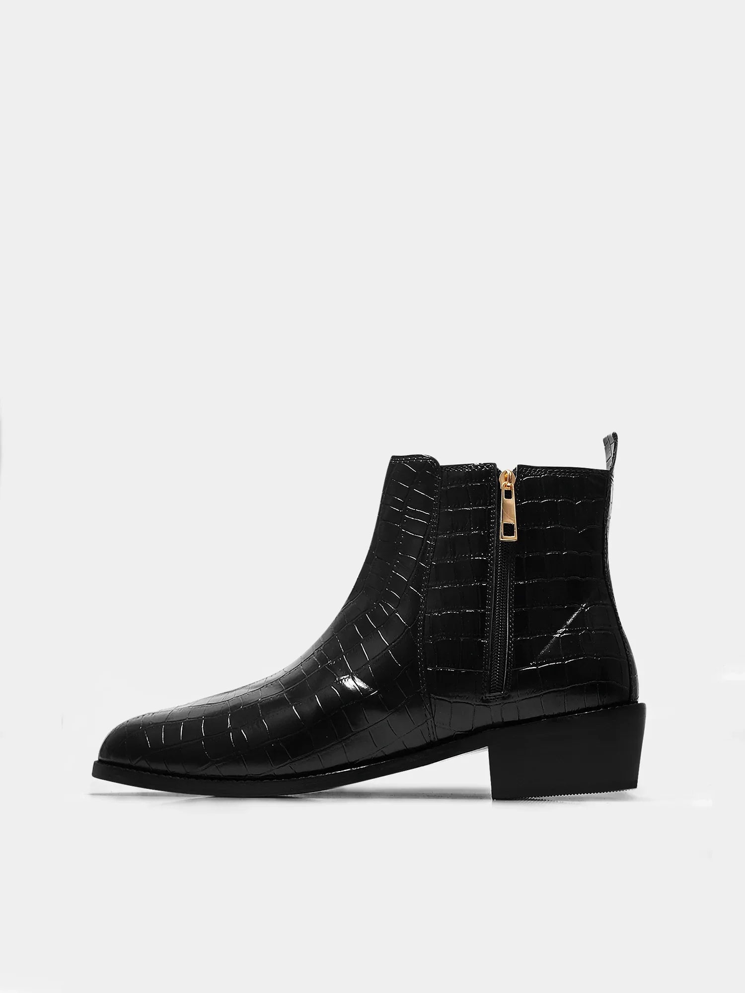 Black colour croco pattern leather boot with side zip and mid heel