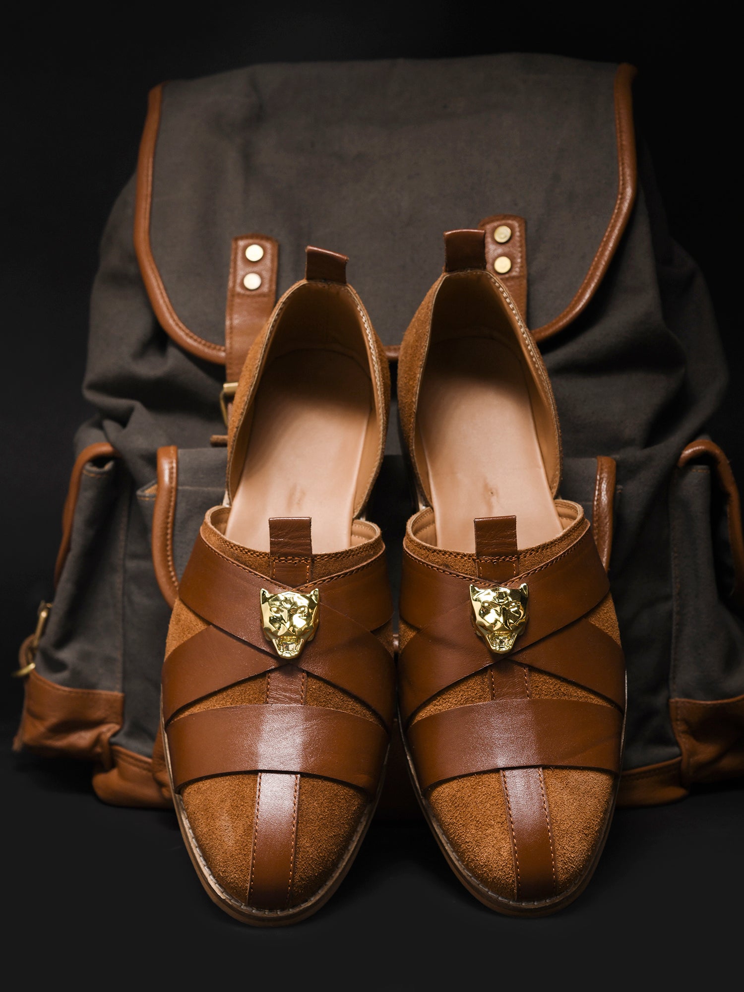 Lion Crest Leather Peshawari Sandals