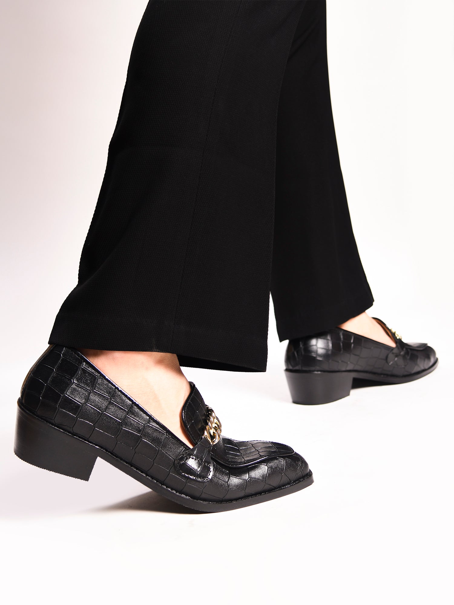 Noir Luxe Croc - Embossed Chain Loafers