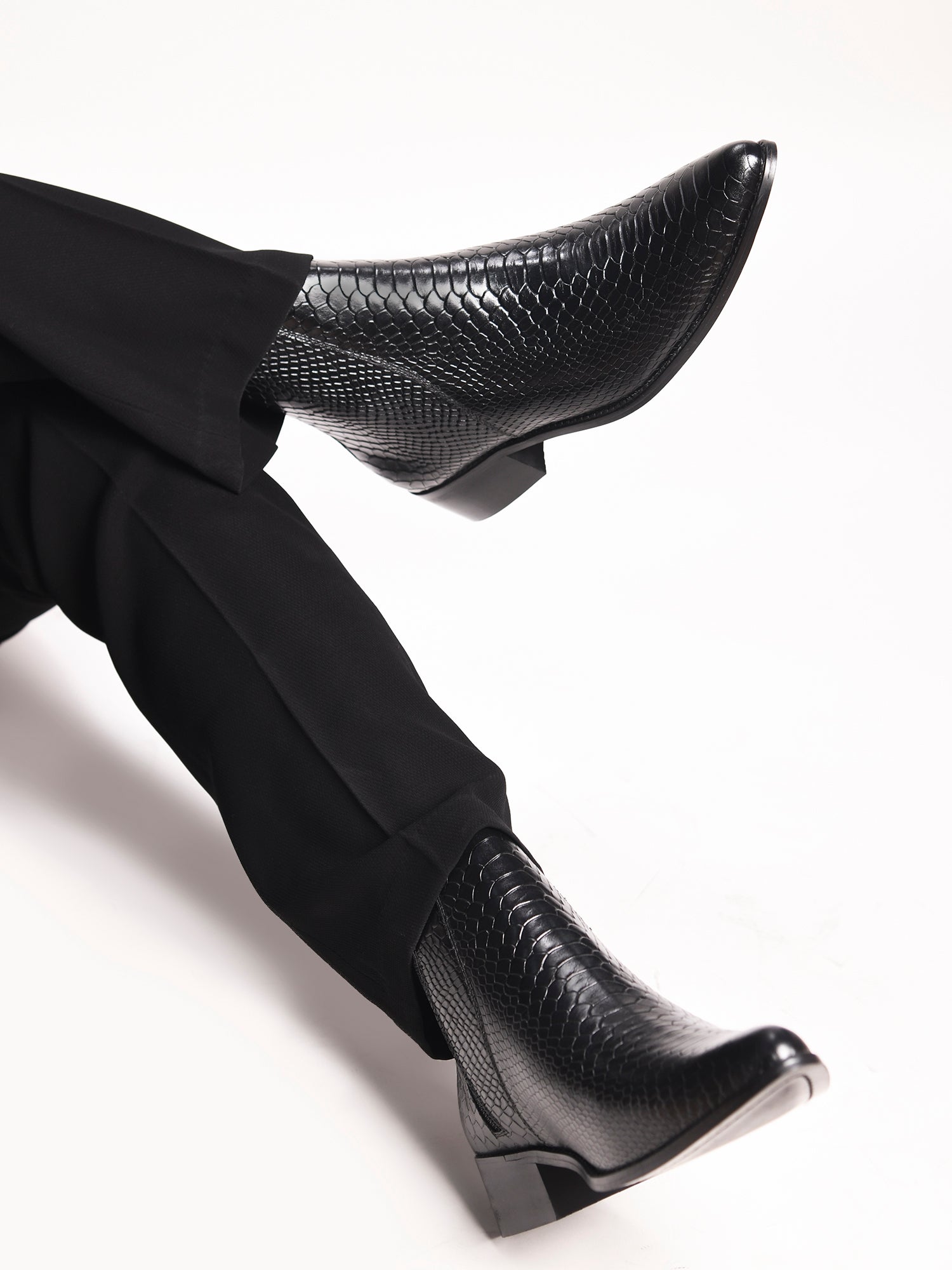 Elegant handcrafted black Chelsea boots with crocodile texture - RNK Luxe